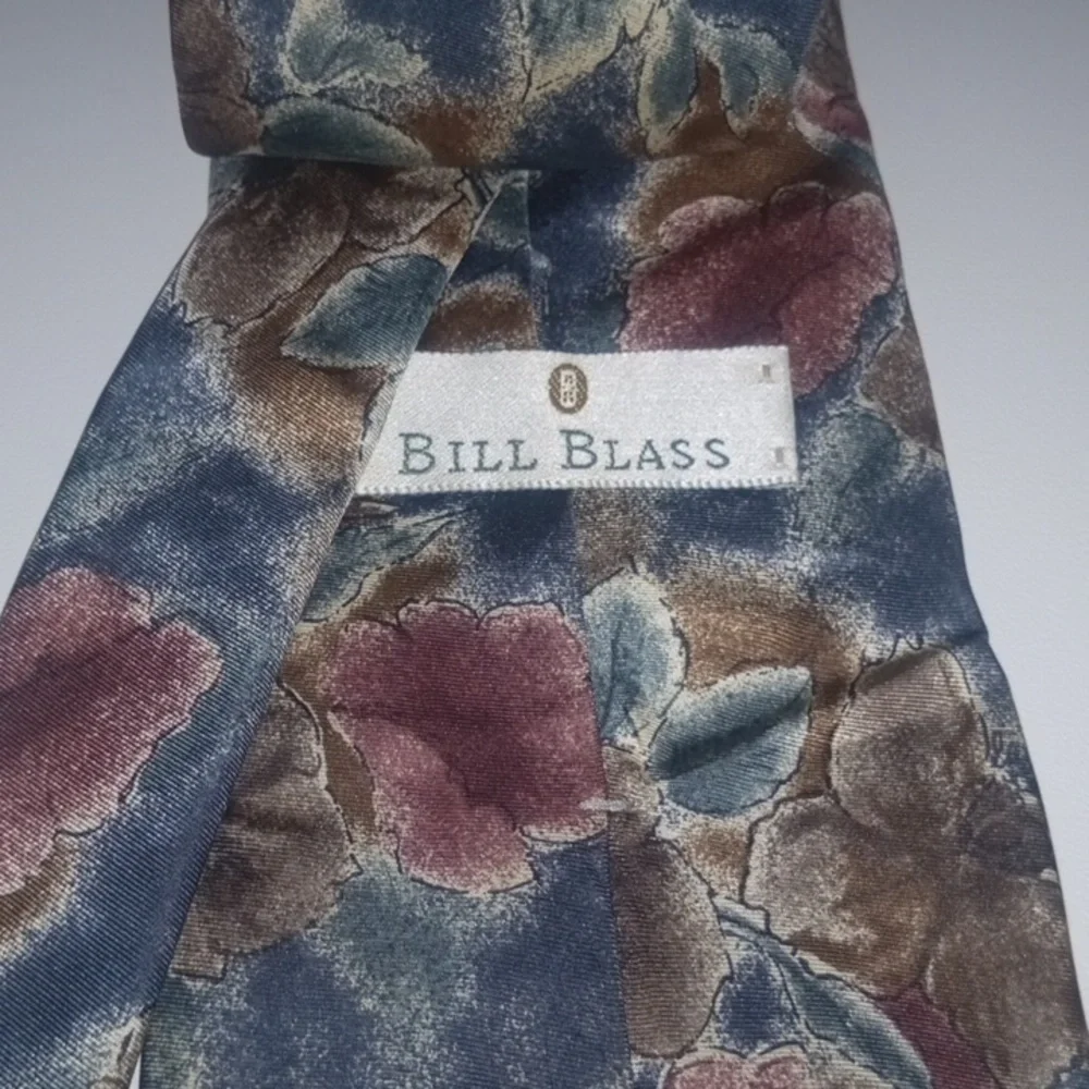 Bill Blass Floral Tie in Blue and Brown